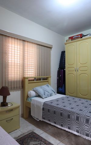Casa à venda com 300m², 3 quartos e 2 vagasSuíte 2