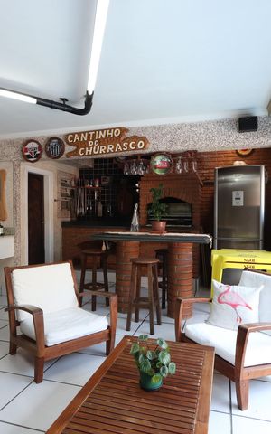 Casa à venda com 300m², 3 quartos e 2 vagasEspaço Gourmet