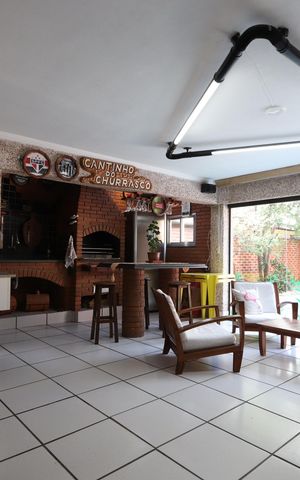 Casa à venda com 300m², 3 quartos e 2 vagasEspaço Gourmet