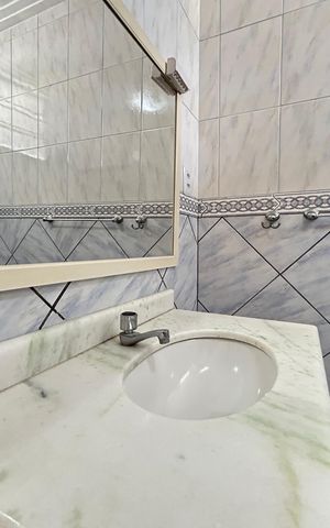 Apartamento para alugar com 90m², 2 quartos e 1 vaga Apartamento para alugar com 90m², 2 quartos e 1 vagaBanheiro