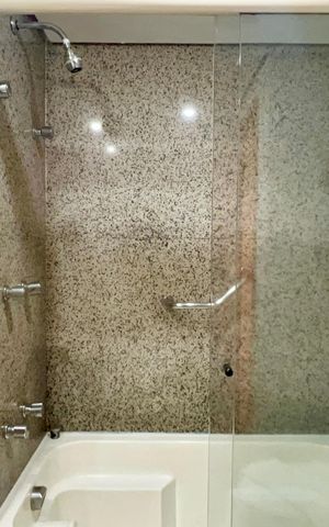 Studio à venda com 30m², 1 quarto e 1 vaga Studio à venda com 30m², 1 quarto e 1 vagaBanheiro