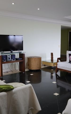 Apartamento à venda com 411m², 7 quartos e 3 vagasSala