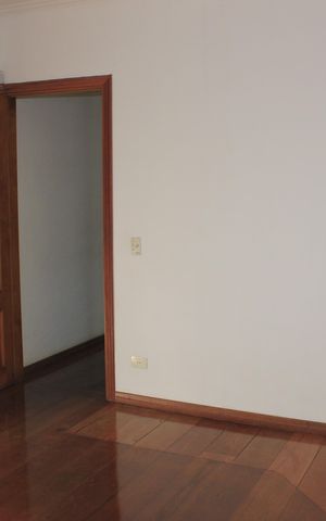 Casa à venda com 213m², 3 quartos e 4 vagasQuarto 1 
