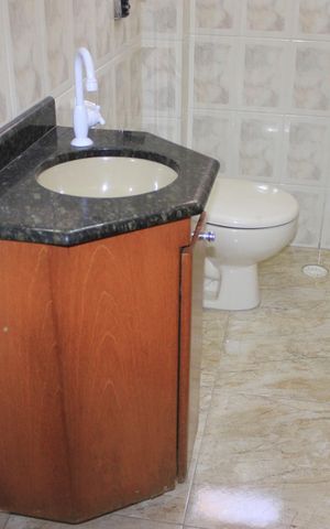 Casa à venda com 213m², 3 quartos e 4 vagasLavabo