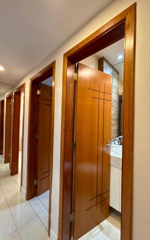 Apartamento à venda com 144m², 4 quartos e 1 vaga Apartamento à venda com 144m², 4 quartos e 1 vagaBanheiro social 2 - corredor de acesso