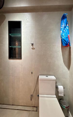 Apartamento à venda com 144m², 4 quartos e 1 vaga Apartamento à venda com 144m², 4 quartos e 1 vagaBanheiro de Serviço