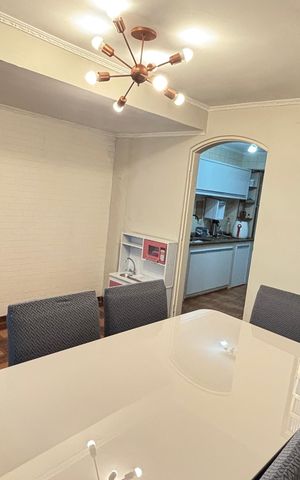 Casa à venda com 210m², 3 quartos e 1 vagaSala de Jantar