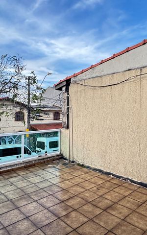 Casa à venda com 210m², 3 quartos e 1 vagaQuarto 1 Varanda