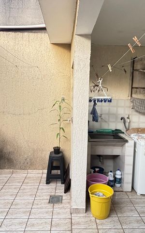 Casa à venda com 210m², 3 quartos e 1 vagaQuintal - Area de Serviço