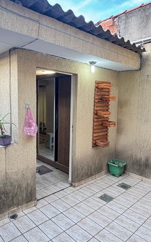 Casa à venda com 210m², 3 quartos e 1 vagaQuintal - Area de Serviço
