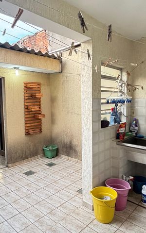Casa à venda com 210m², 3 quartos e 1 vagaQuintal - Area de Serviço