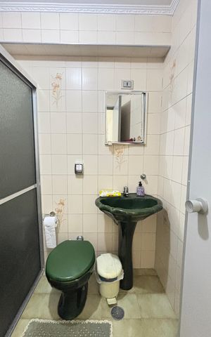 Casa à venda com 210m², 3 quartos e 1 vagaBanheiro da Suíte 1