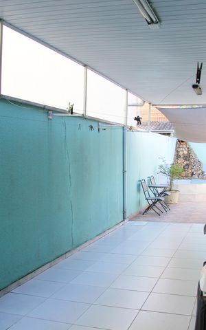 Casa à venda com 241m², 3 quartos e 3 vagasÁrea de Serviço
