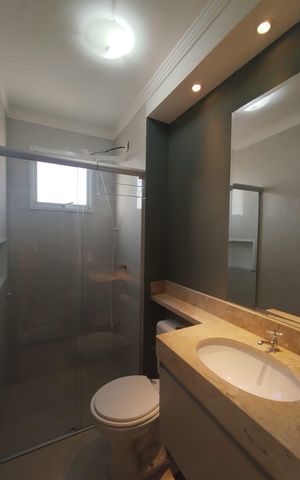 Apartamento à venda com 58m², 2 quartos e 2 vagas Apartamento à venda com 58m², 2 quartos e 2 vagasBanheiro