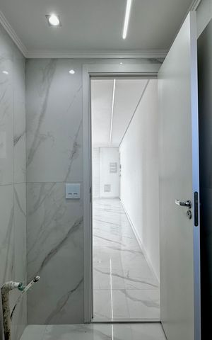 Apartamento à venda com 92m², 1 quarto e 1 vaga Apartamento à venda com 92m², 1 quarto e 1 vagaBanheiro Social