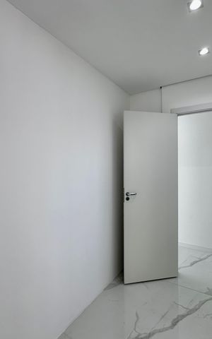 Apartamento à venda com 92m², 1 quarto e 1 vaga Apartamento à venda com 92m², 1 quarto e 1 vaga Suíte