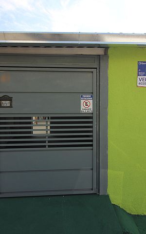 Casa à venda com 100m², 2 quartos e 1 vagaFachada