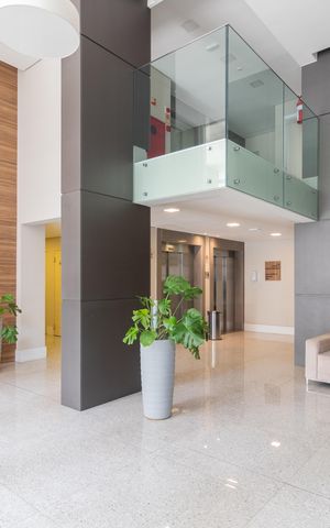 Apartamento à venda com 62m², 2 quartos e 2 vagas Apartamento à venda com 62m², 2 quartos e 2 vagasÁrea comum - Hall social
