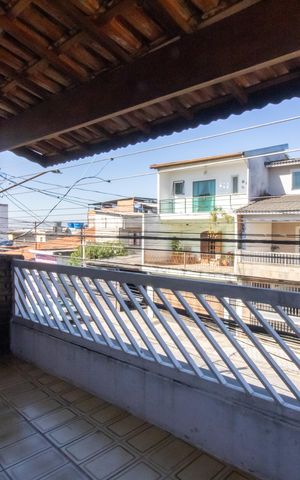 Casa para alugar com 150m², 4 quartos e 2 vagas Casa para alugar com 150m², 4 quartos e 2 vagasÁrea Externa