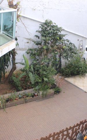 Casa à venda com 315m², 4 quartos e 6 vagasVaranda da Suíte 4