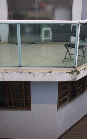 Casa à venda com 315m², 4 quartos e 6 vagasVaranda da Suíte 4