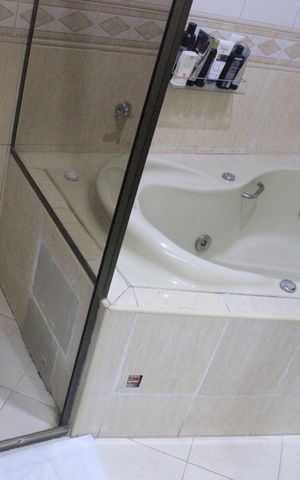 Casa à venda com 315m², 4 quartos e 6 vagasBanheiro da Suíte 4