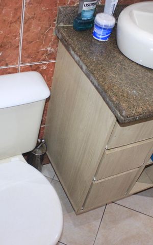 Casa à venda com 315m², 4 quartos e 6 vagasBanheiro da Suíte 1
