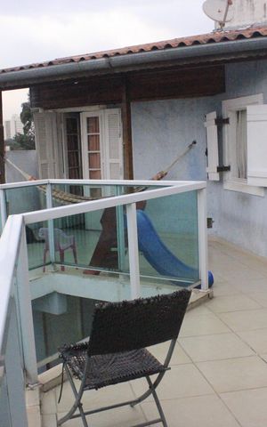 Casa à venda com 315m², 4 quartos e 6 vagasVaranda da Suíte 4