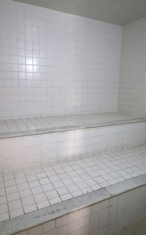 Apartamento à venda com 80m², 2 quartos e 1 vagaÁrea comum - Sauna