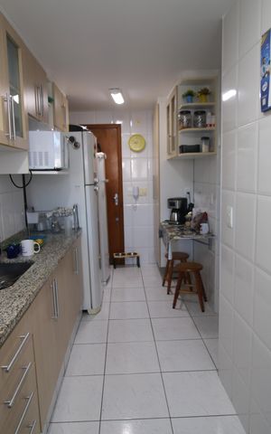 Apartamento à venda com 80m², 2 quartos e 1 vagaCozinha