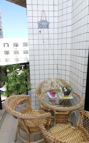 Apartamento à venda com 80m², 2 quartos e 1 vagaVaranda