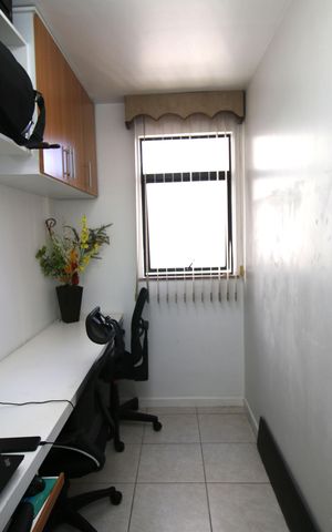 Apartamento à venda com 80m², 2 quartos e 1 vagaEscritório