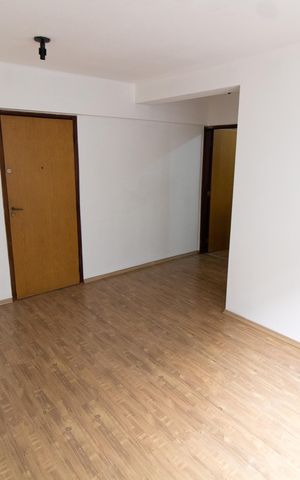 Studio à venda com 37m², 1 quarto e sem vaga Studio à venda com 37m², 1 quarto e sem vagaSala/Quarto