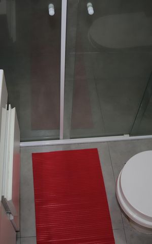 Apartamento à venda com 93m², 1 quarto e 2 vagasBanheiro