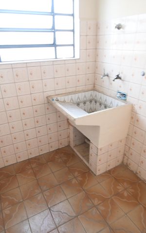 Casa para alugar com 116m², 2 quartos e 1 vagaÁrea de Serviço