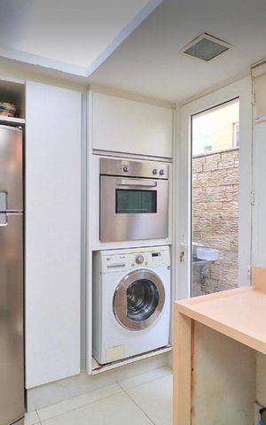 Apartamento à venda com 96m², 2 quartos e sem vaga Apartamento à venda com 96m², 2 quartos e sem vagaCozinha
