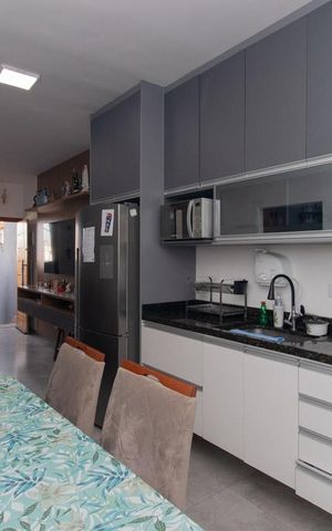 Casa à venda com 240m², 3 quartos e 1 vaga Casa à venda com 240m², 3 quartos e 1 vagaCozinha