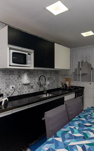 Casa à venda com 240m², 3 quartos e 1 vaga Casa à venda com 240m², 3 quartos e 1 vagaCozinha 2