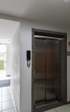 Apartamento à venda com 140m², 3 quartos e 1 vaga Apartamento à venda com 140m², 3 quartos e 1 vagaHall social