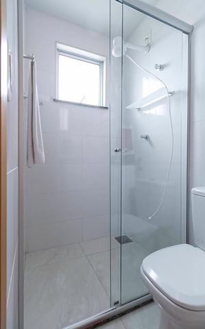 Apartamento à venda com 140m², 3 quartos e 1 vaga Apartamento à venda com 140m², 3 quartos e 1 vagaBanheiro da suíte