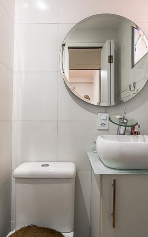 Apartamento à venda com 49m², 2 quartos e 1 vaga Apartamento à venda com 49m², 2 quartos e 1 vagaBanheiro