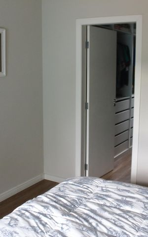 Casa à venda com 280m², 4 quartos e 3 vagasQuarto Suíte 2