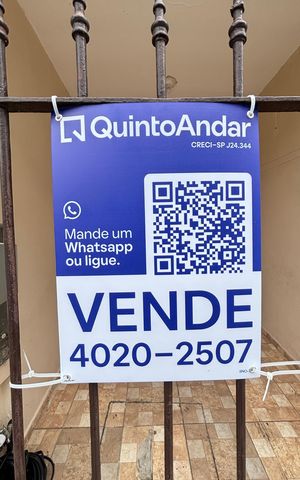 Casa à venda com 220m², 2 quartos e 1 vaga Casa à venda com 220m², 2 quartos e 1 vagaPlaquinha