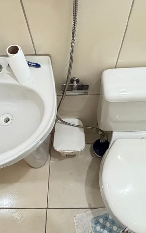 Casa à venda com 220m², 2 quartos e 1 vaga Casa à venda com 220m², 2 quartos e 1 vagaBanheiro