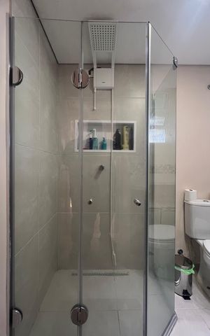 Apartamento à venda com 80m², 2 quartos e 1 vaga Apartamento à venda com 80m², 2 quartos e 1 vagaBanheiro da Suíte
