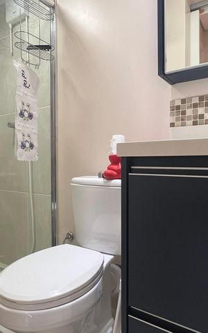 Apartamento à venda com 80m², 2 quartos e 1 vaga Apartamento à venda com 80m², 2 quartos e 1 vagaBanheiro