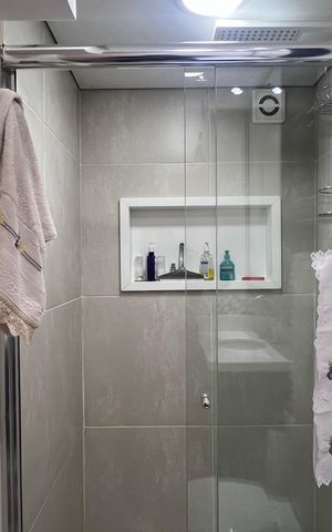 Apartamento à venda com 80m², 2 quartos e 1 vaga Apartamento à venda com 80m², 2 quartos e 1 vagaBanheiro