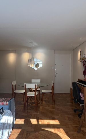 Apartamento à venda com 80m², 2 quartos e 1 vaga Apartamento à venda com 80m², 2 quartos e 1 vagaSala
