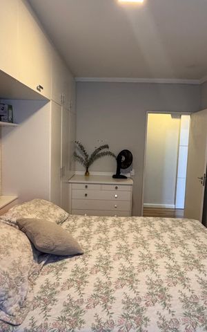 Apartamento à venda com 94m², 3 quartos e 2 vagas Apartamento à venda com 94m², 3 quartos e 2 vagasQuarto 2