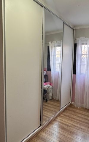 Apartamento à venda com 94m², 3 quartos e 2 vagas Apartamento à venda com 94m², 3 quartos e 2 vagasQuarto 1
